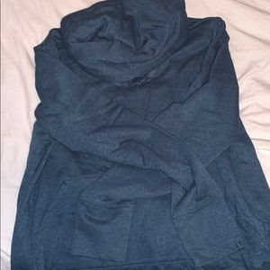 Athletic hoodie barely worn